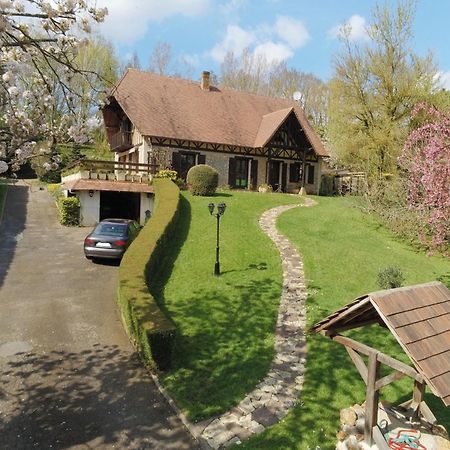Maison au calme à la campagne Saint-Pierre-de-Bailleul Esterno foto